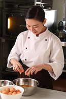 小川尚子